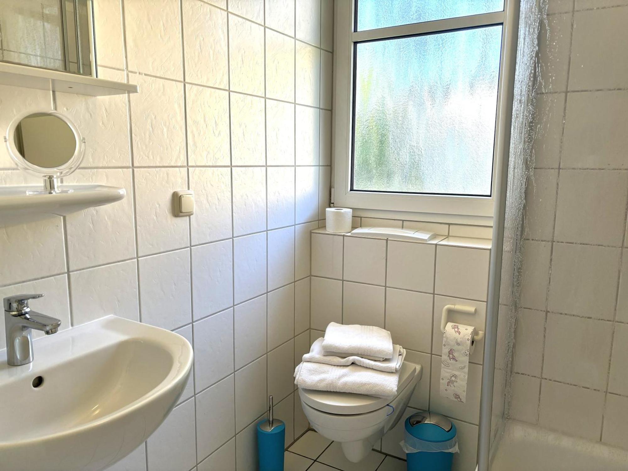 צינוביץ Haus Oie Idyll Mit Balkon 10 Minuten Zum Strand מראה חיצוני תמונה